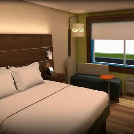 Holiday Inn Express & Suites Brentwood Εξωτερικό φωτογραφία